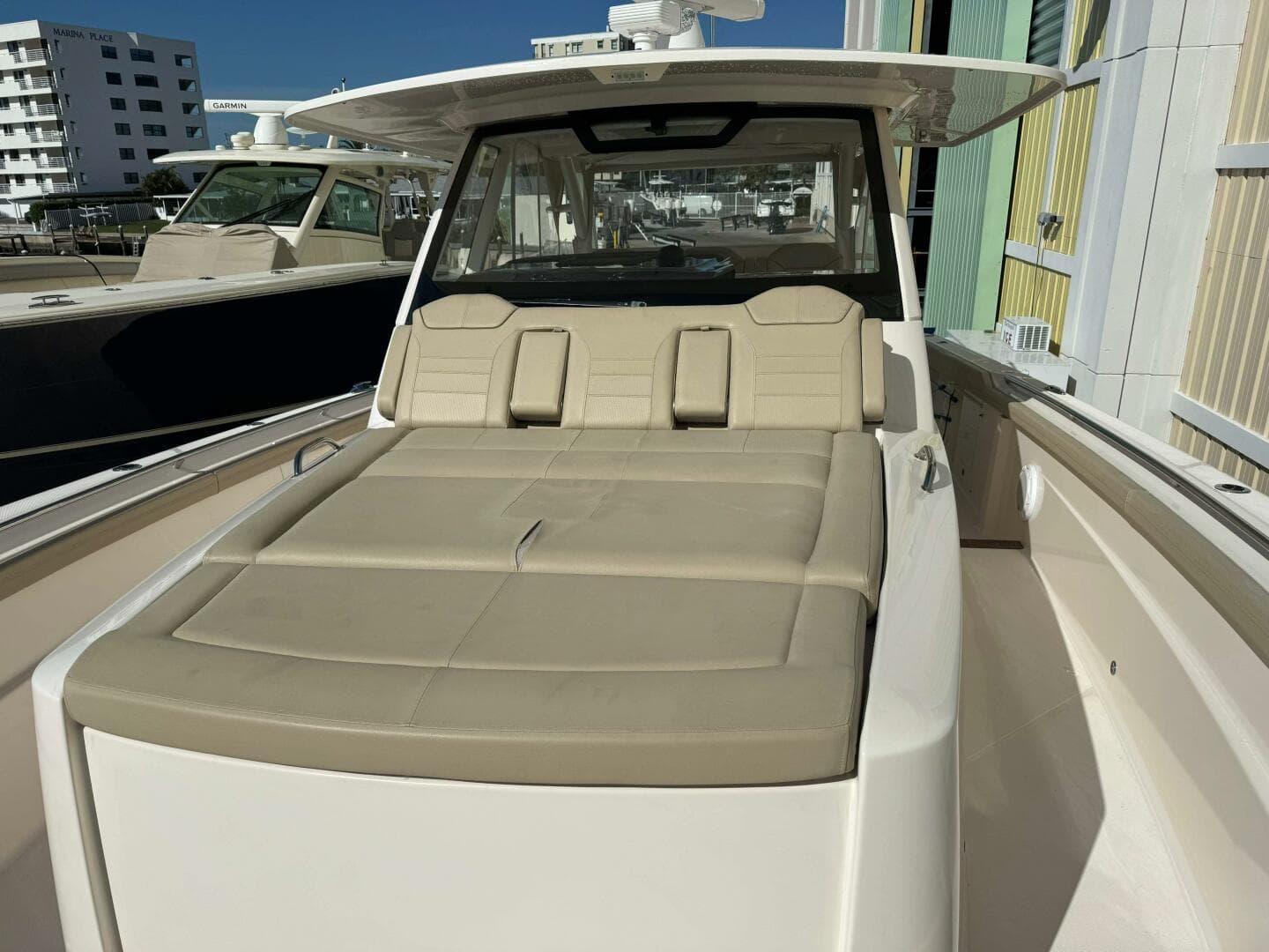 2017 Pursuit S 408 Sport — photo 90