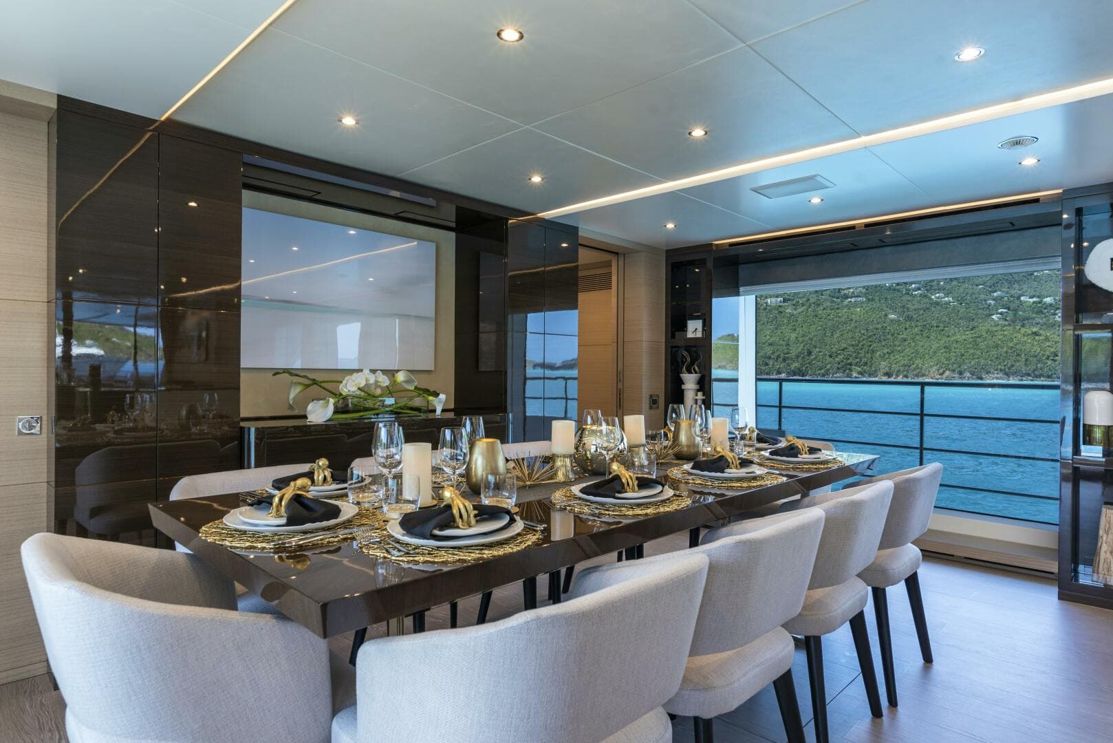 2018 Benetti Classic Supreme 132 — photo 13