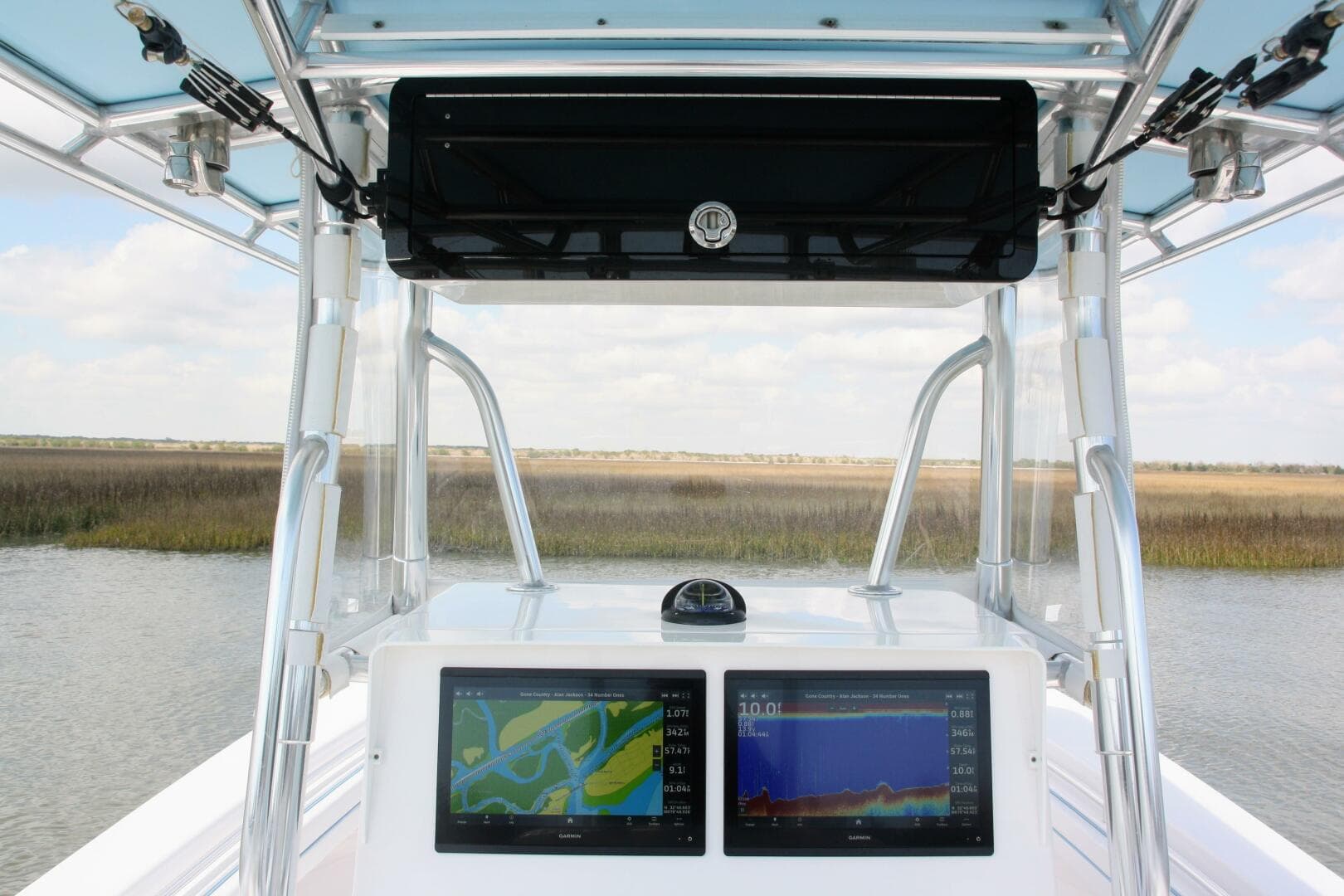 2017 Contender — photo 13