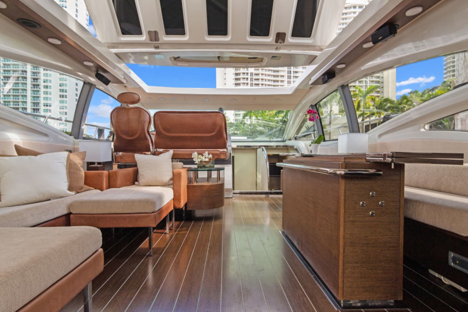 2009 Azimut 68S — photo 6