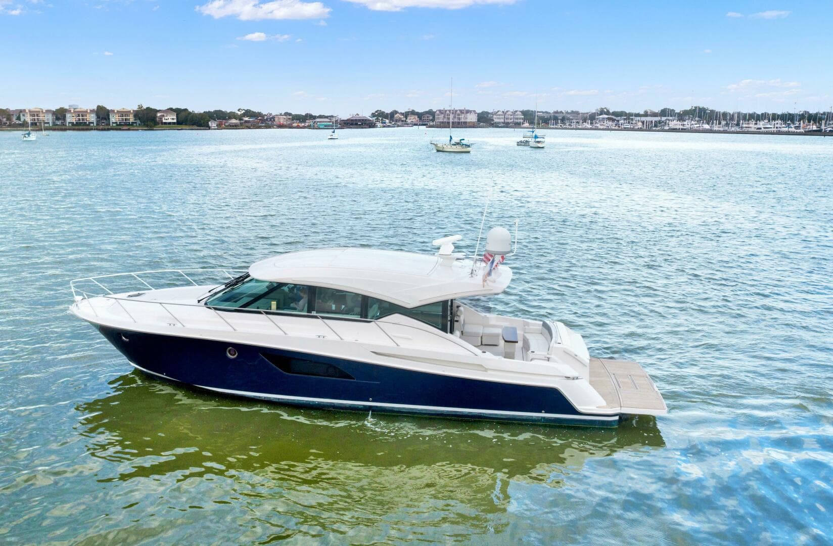2019 Tiara Yachts 53 Coupe — photo 18
