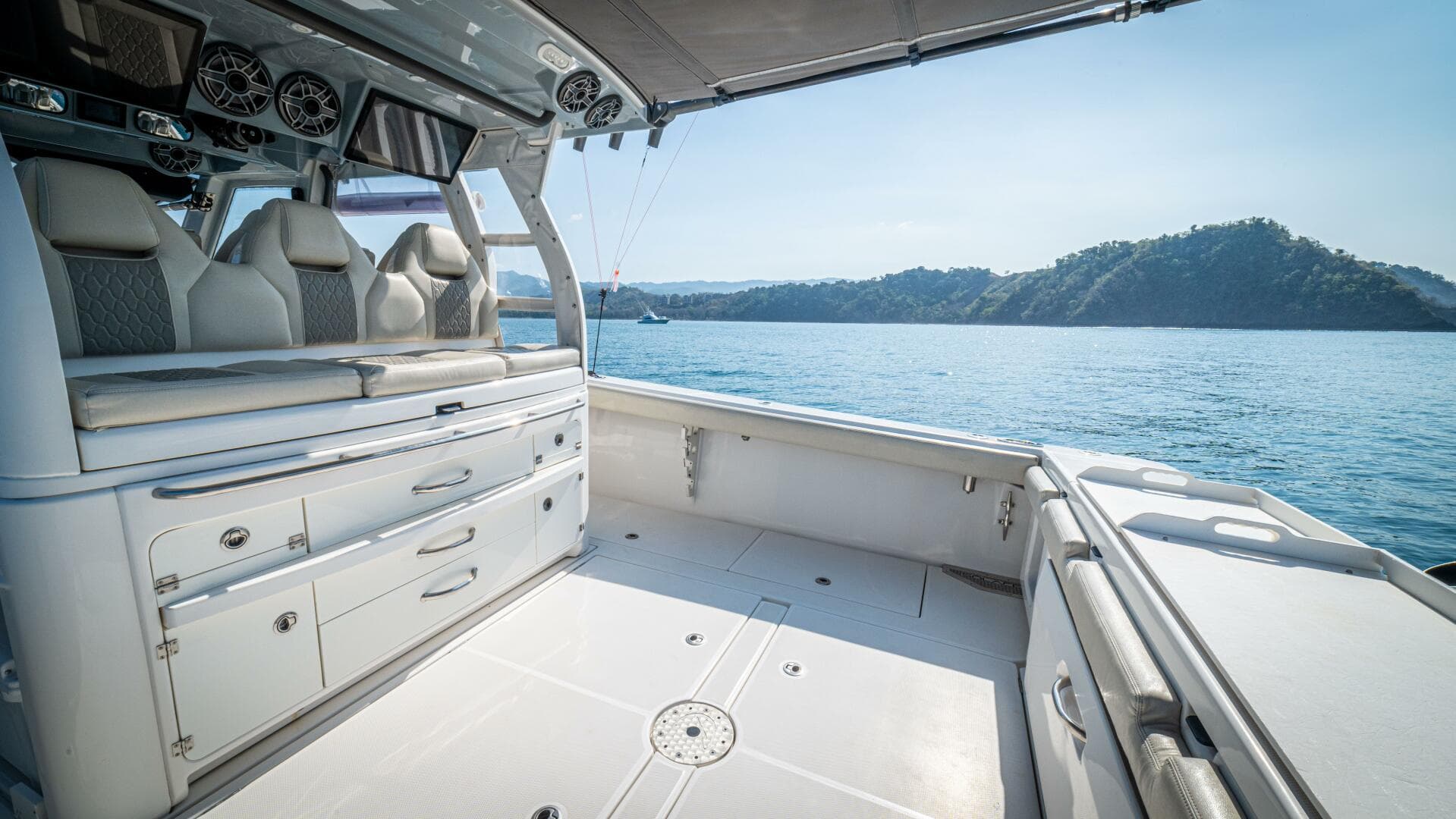 2021 Solace 41 Center Console — photo 18