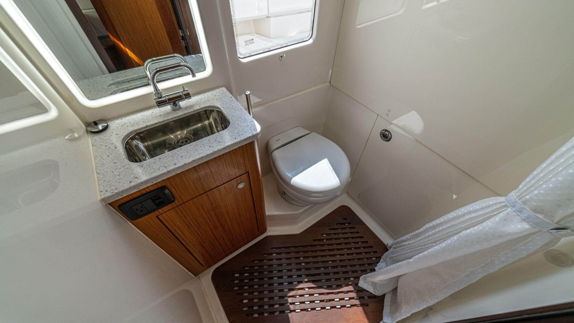 2021 Solace 41 Center Console — photo 51