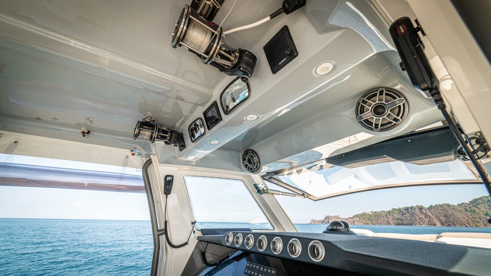 2021 Solace 41 Center Console — photo 30