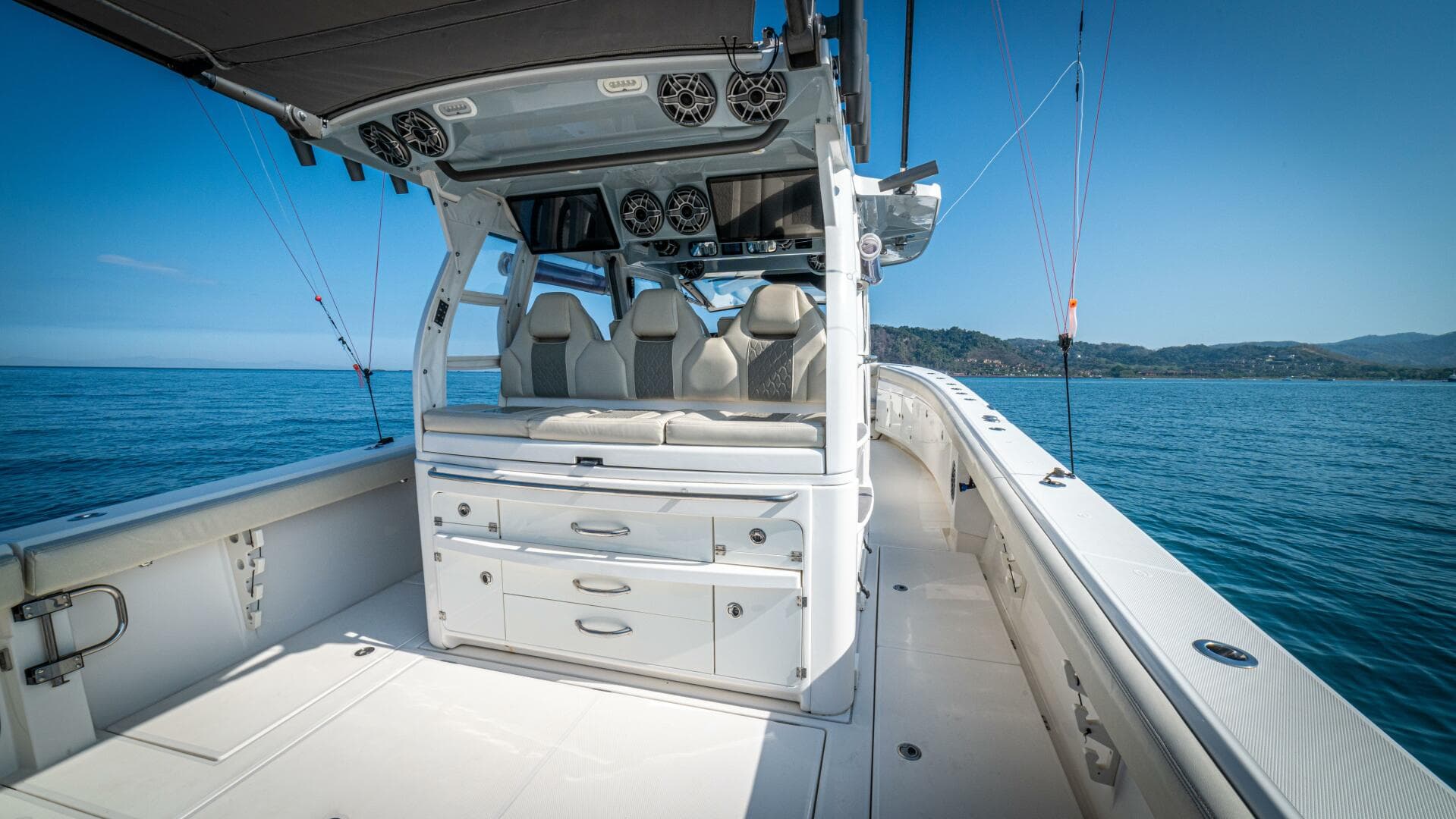 2021 Solace 41 Center Console — photo 16