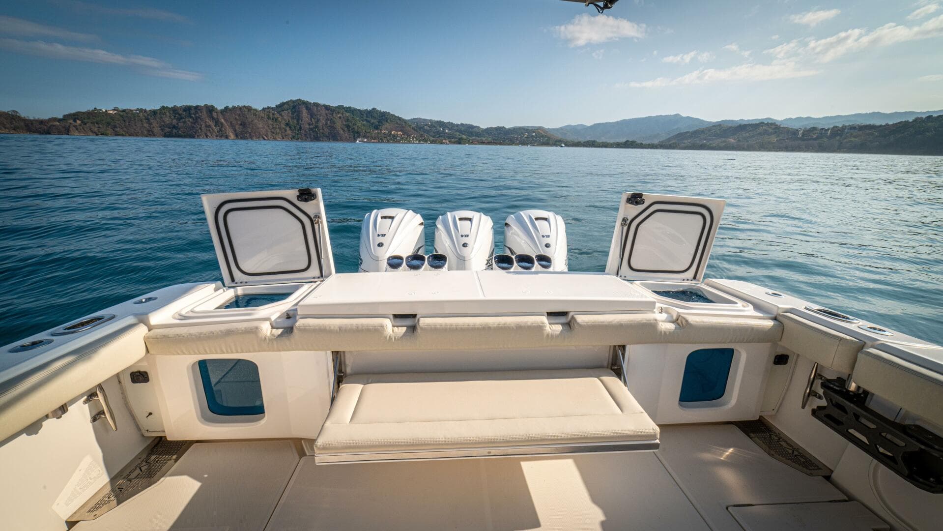 2021 Solace 41 Center Console — photo 6