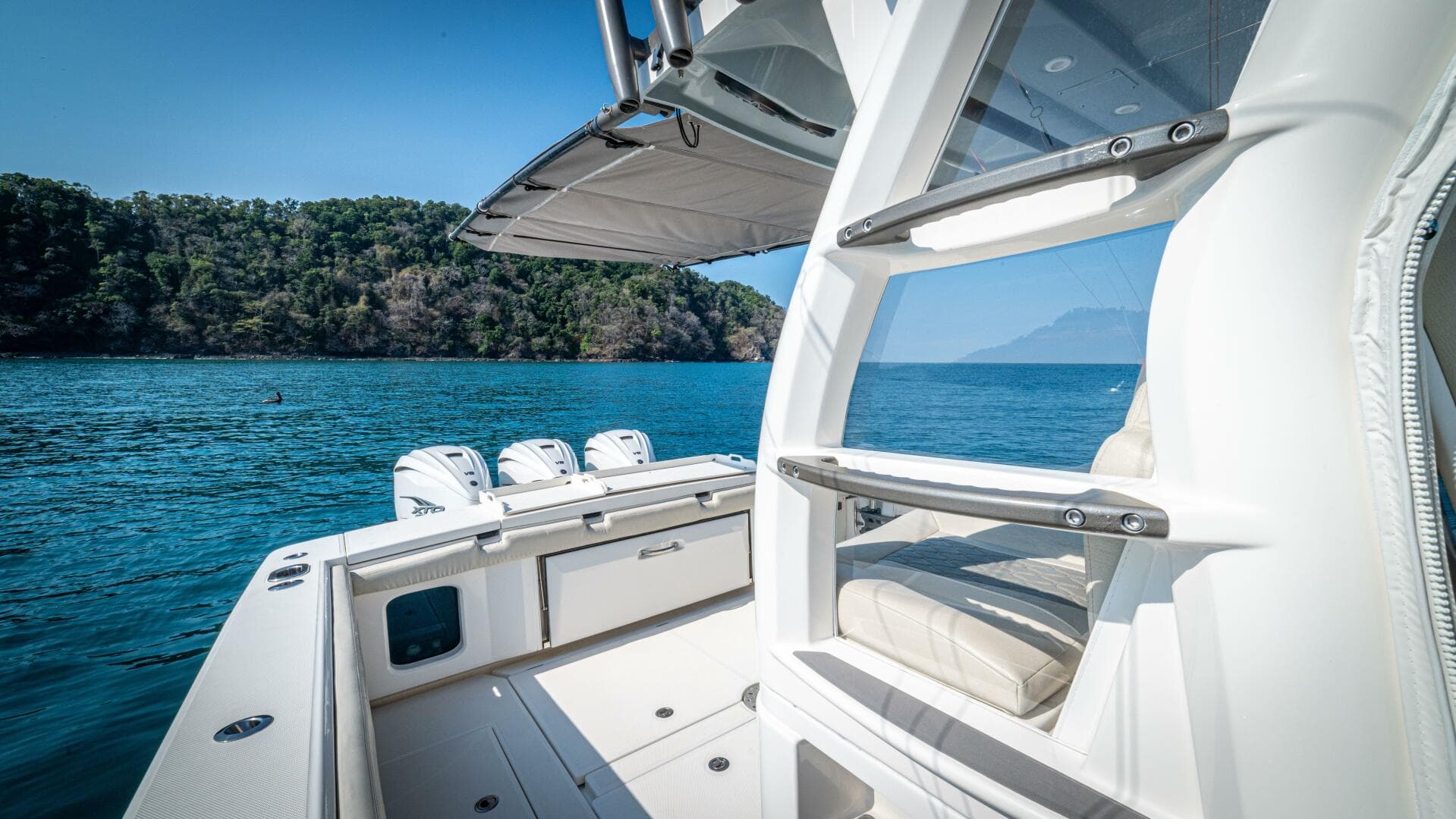 2021 Solace 41 Center Console — photo 20