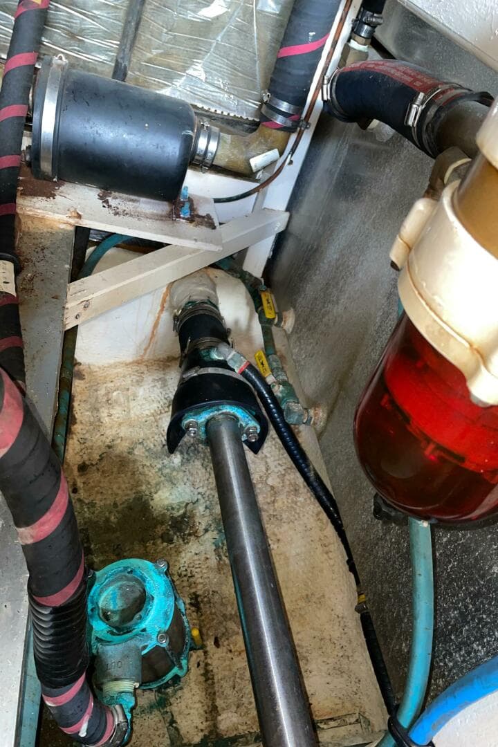 1990 Grand Banks 42 Classic — photo 21