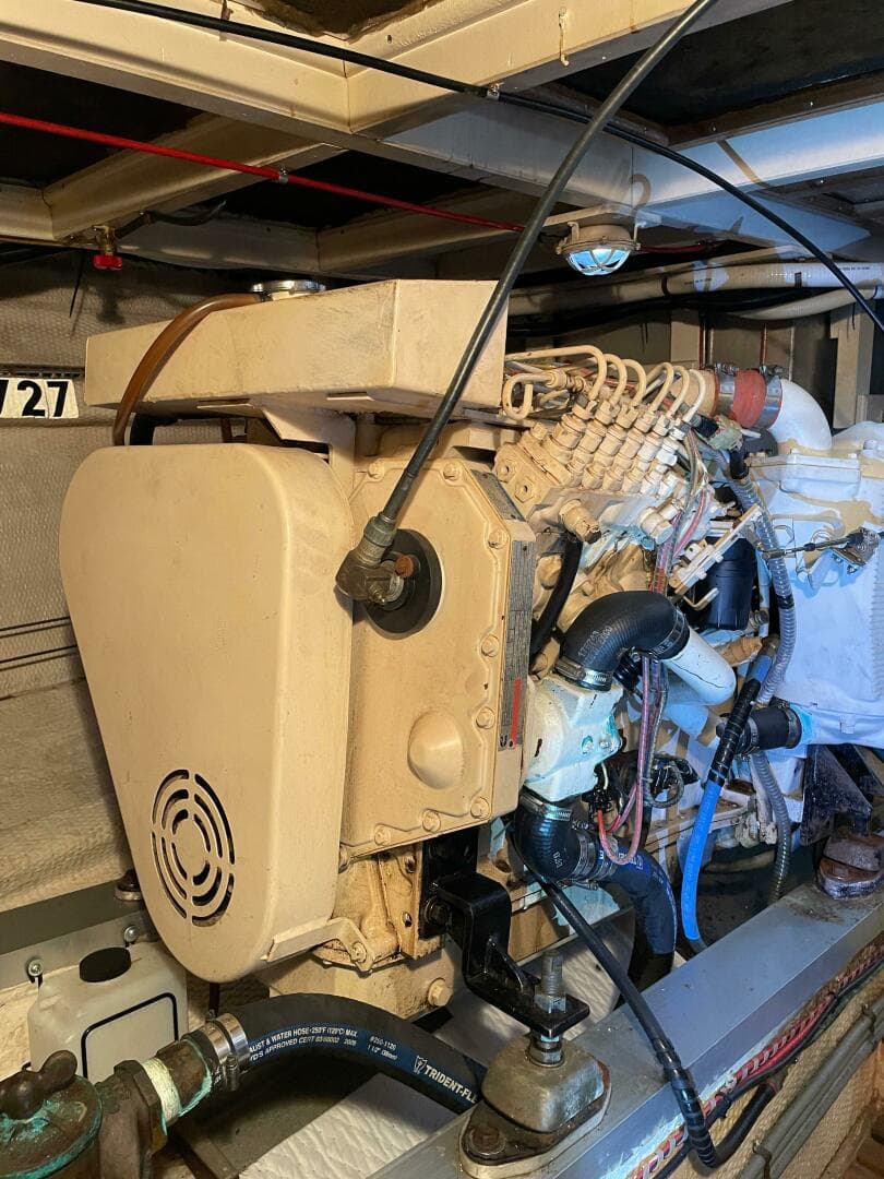 1990 Grand Banks 42 Classic — photo 27