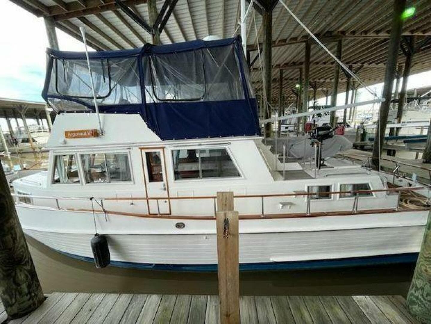 1990 Grand Banks 42 Classic — photo 1