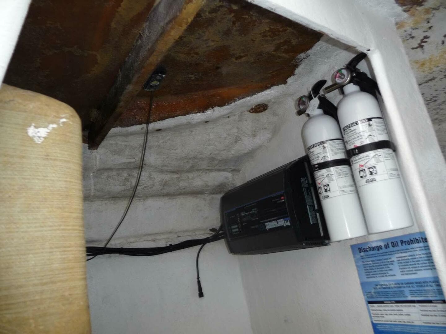 1985 Wellcraft Scarab 34 — photo 21