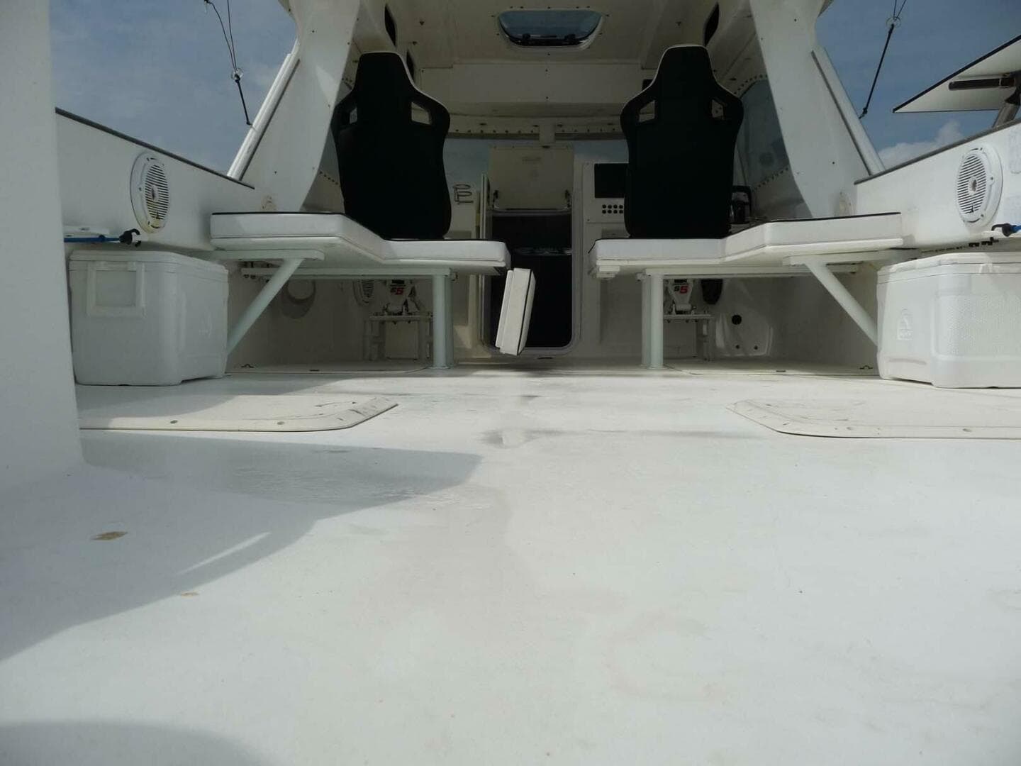 1985 Wellcraft Scarab 34 — photo 9