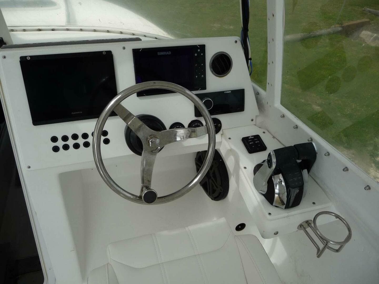 1985 Wellcraft Scarab 34 — photo 17