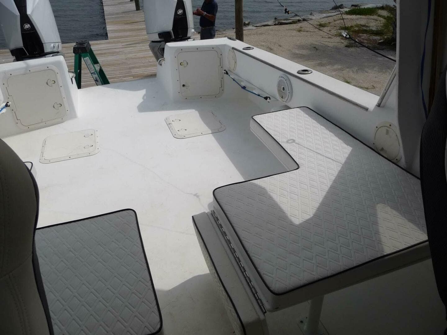 1985 Wellcraft Scarab 34 — photo 19