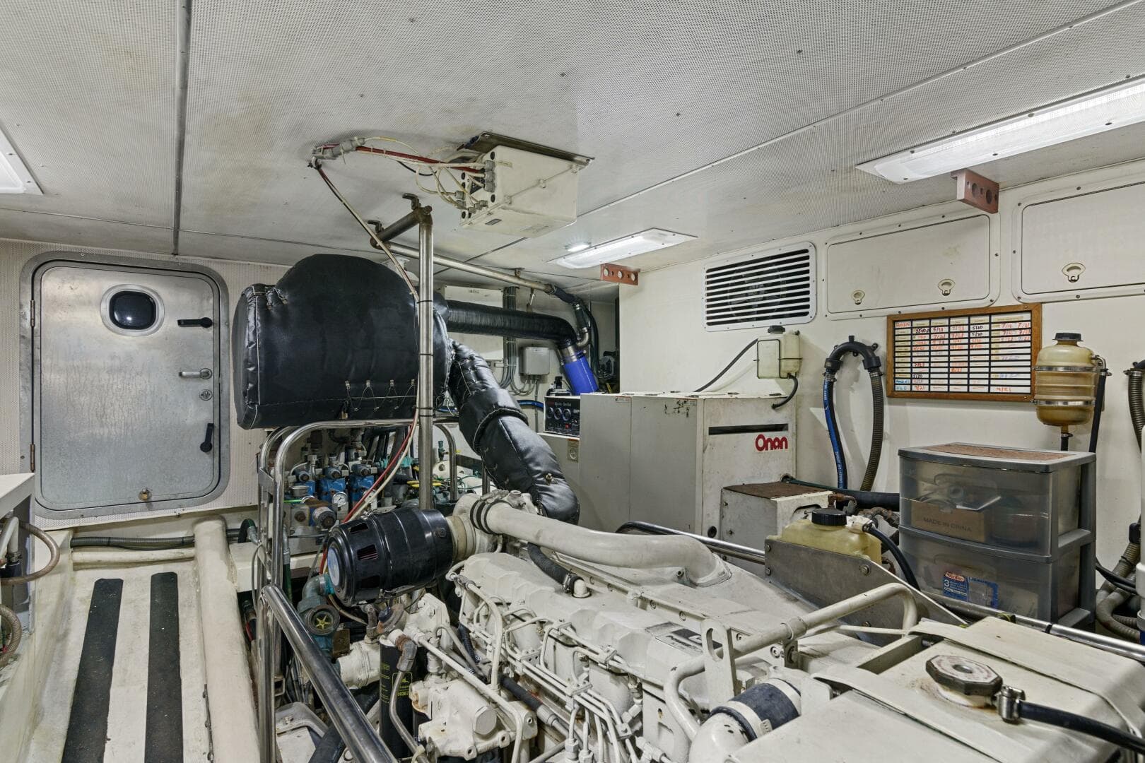 2004 Northern Marine 5700 Expedition — photo 27