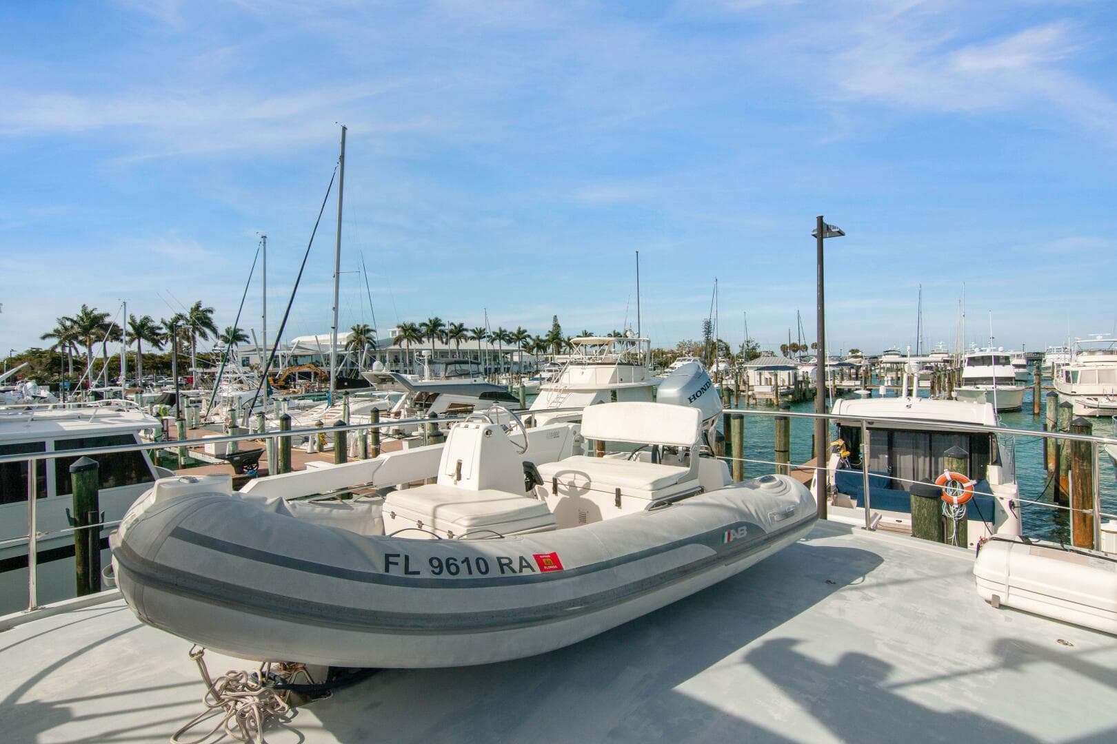 2004 Northern Marine 5700 Expedition — photo 10
