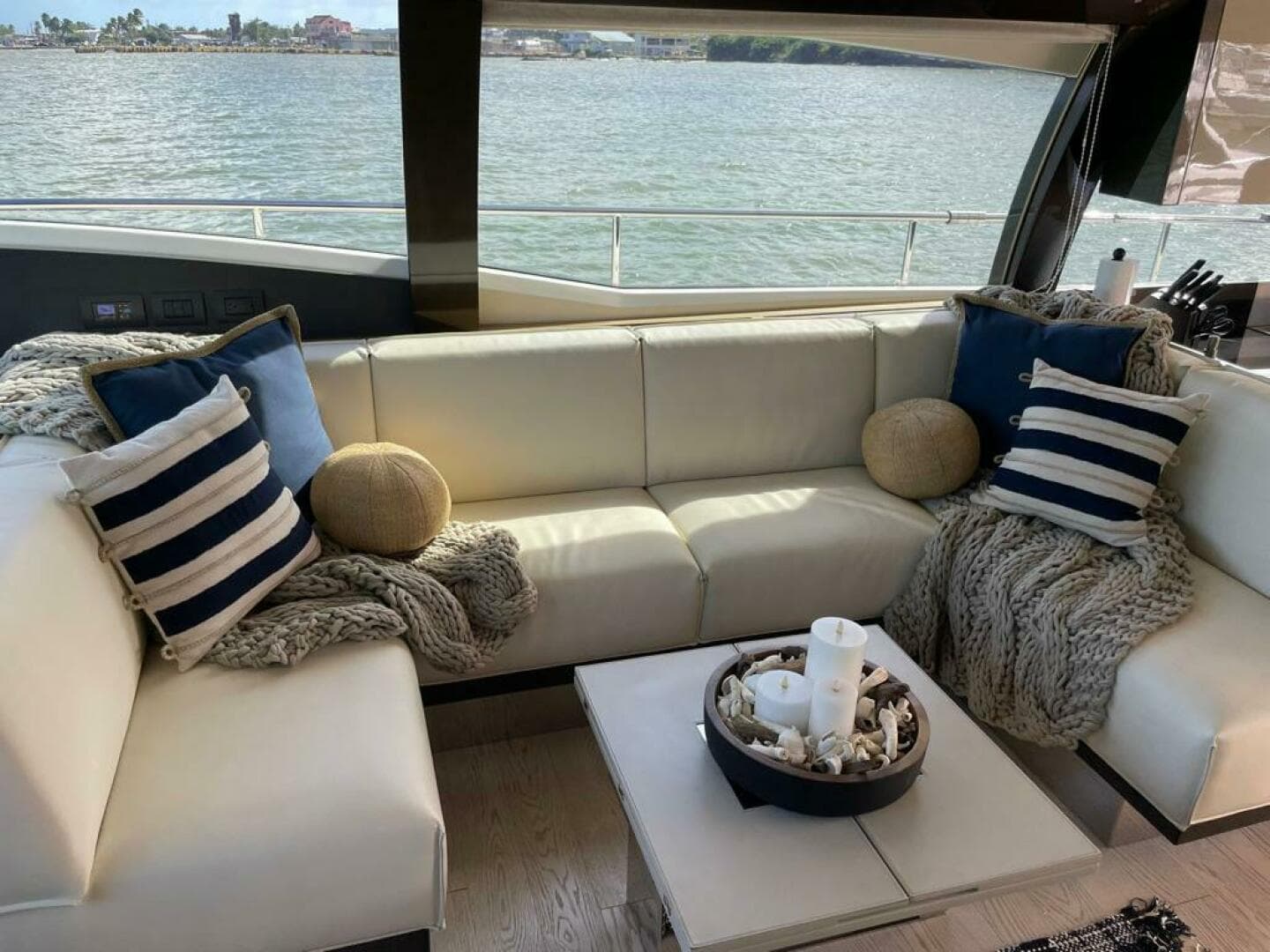 2016 Ferretti Yachts 550 — photo 14