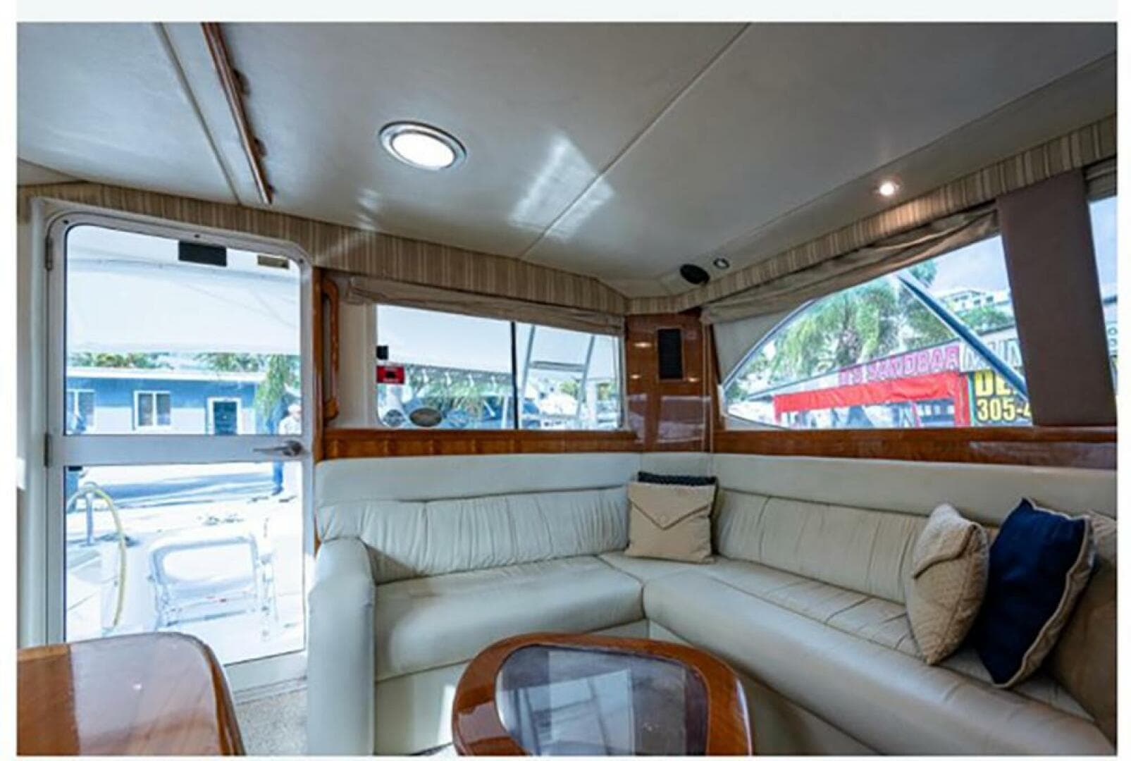 2004 Riviera 42 Convertible — photo 9