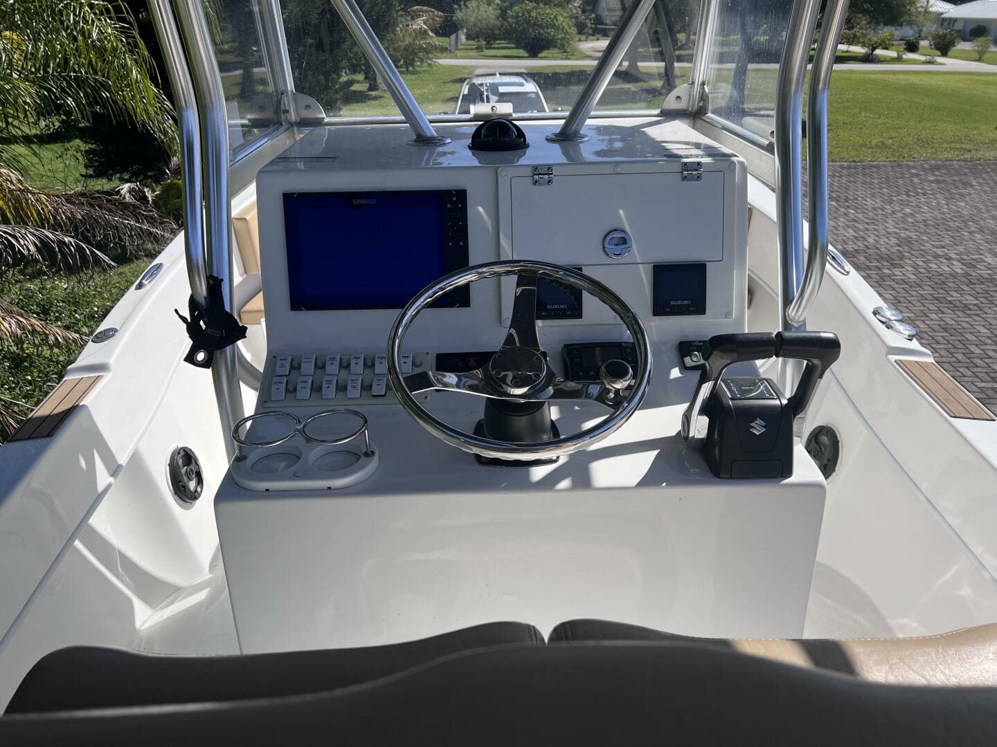 2022 Dusky 278 Center Console — photo 12