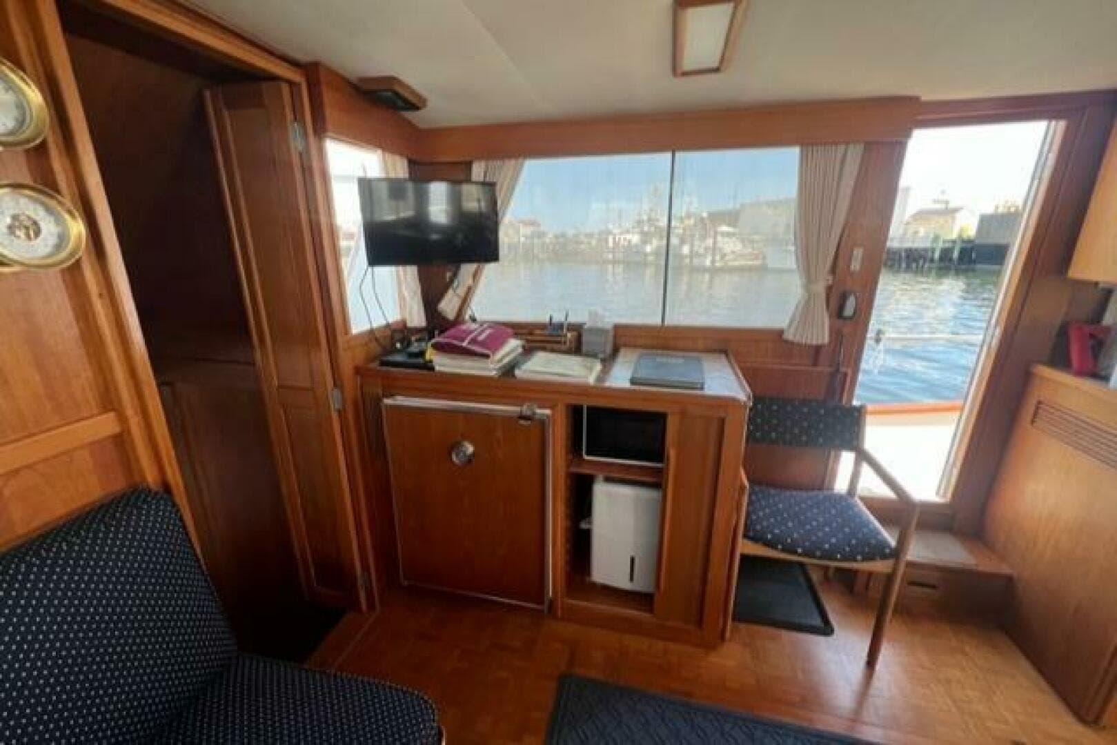 1987 Grand Banks 42 Classic Trawler — photo 27