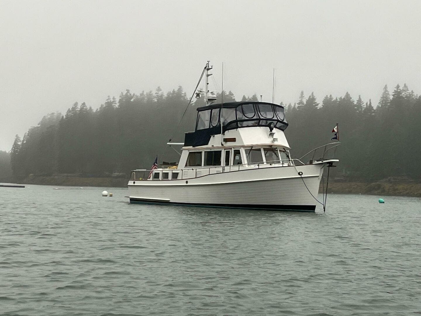 1987 Grand Banks 42 Classic Trawler — photo 3
