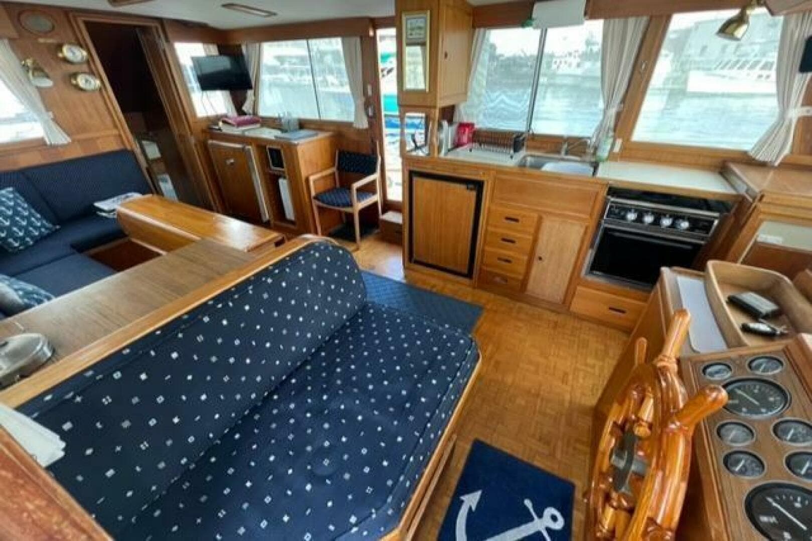1987 Grand Banks 42 Classic Trawler — photo 6