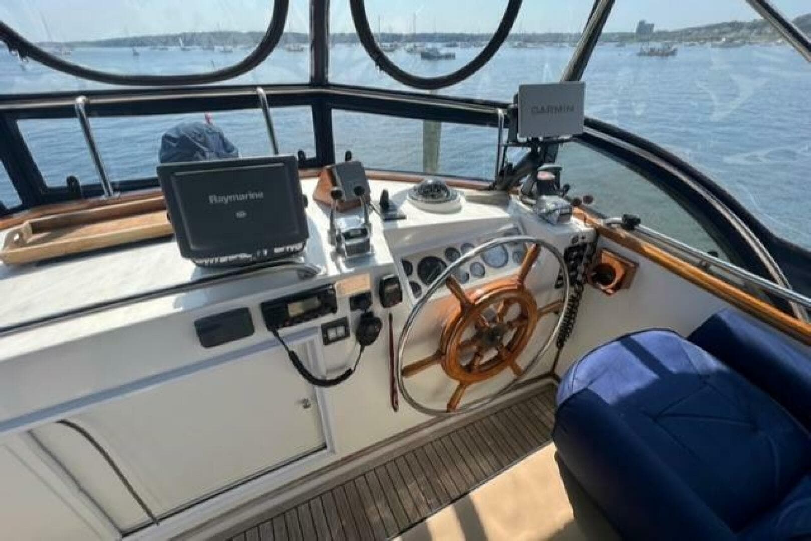 1987 Grand Banks 42 Classic Trawler — photo 15