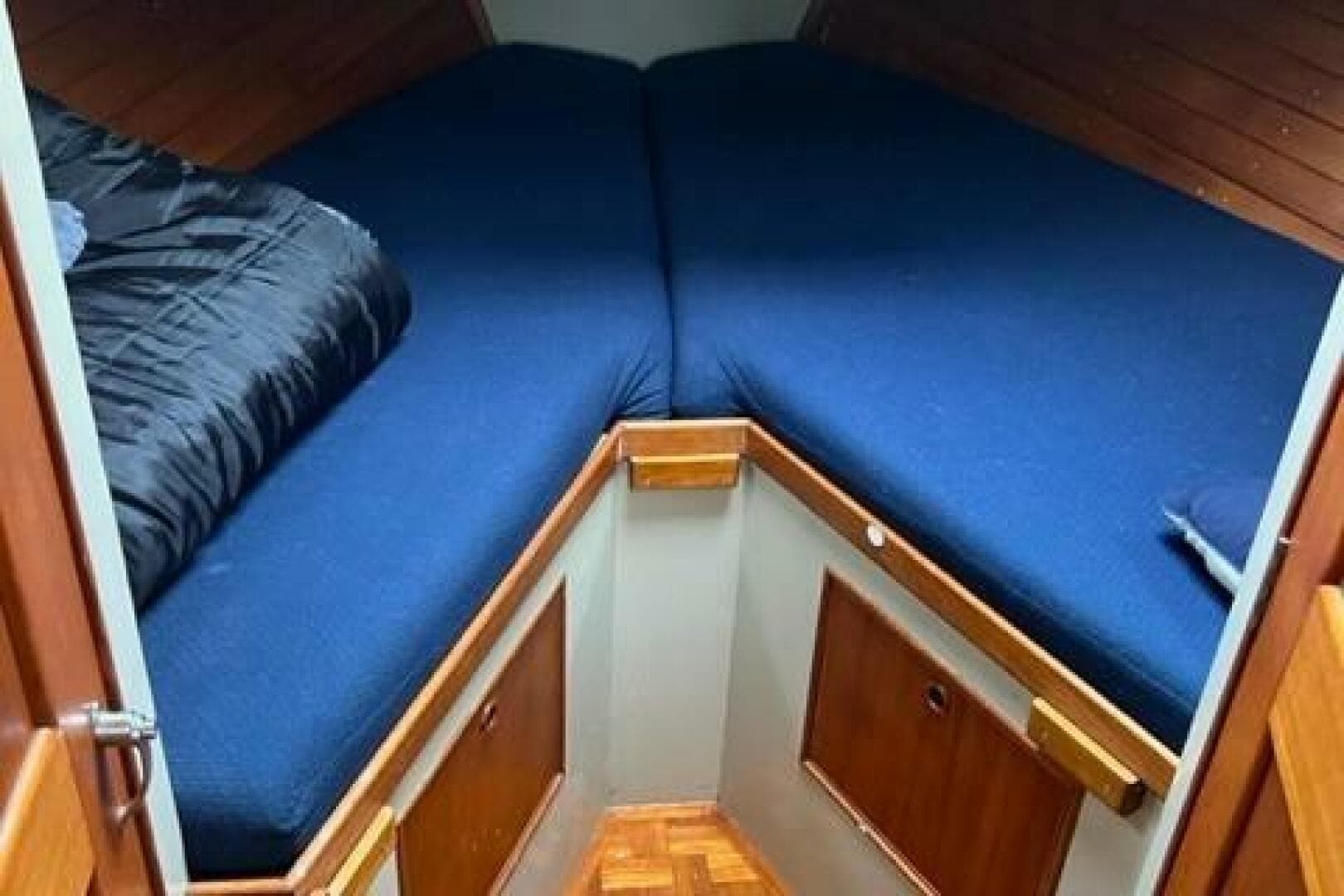 1978 Grand Banks Trawler — photo 37