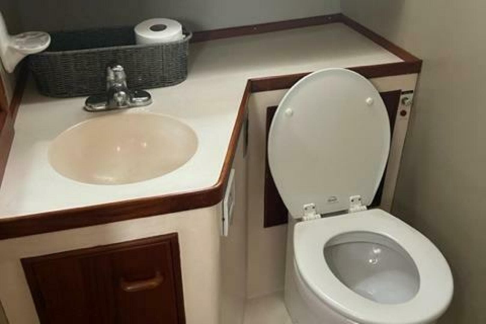 1978 Grand Banks Trawler — photo 34