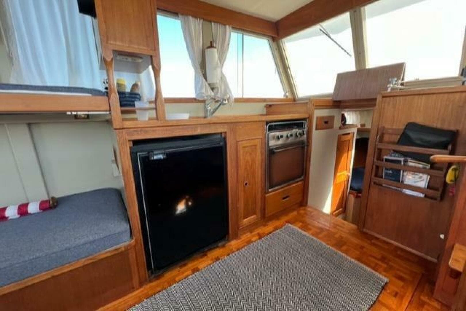 1978 Grand Banks Trawler — photo 53
