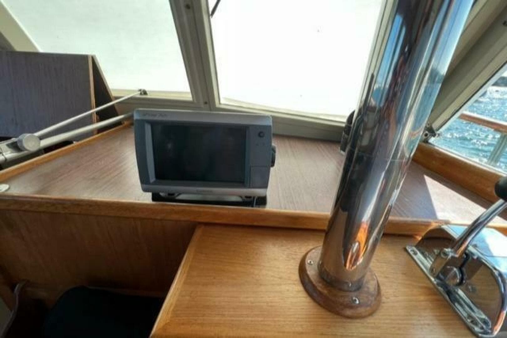 1978 Grand Banks Trawler — photo 38