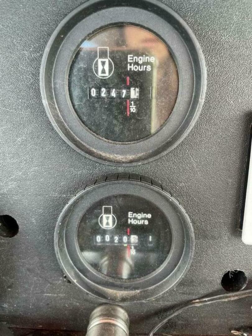 1997 Boston Whaler — photo 7