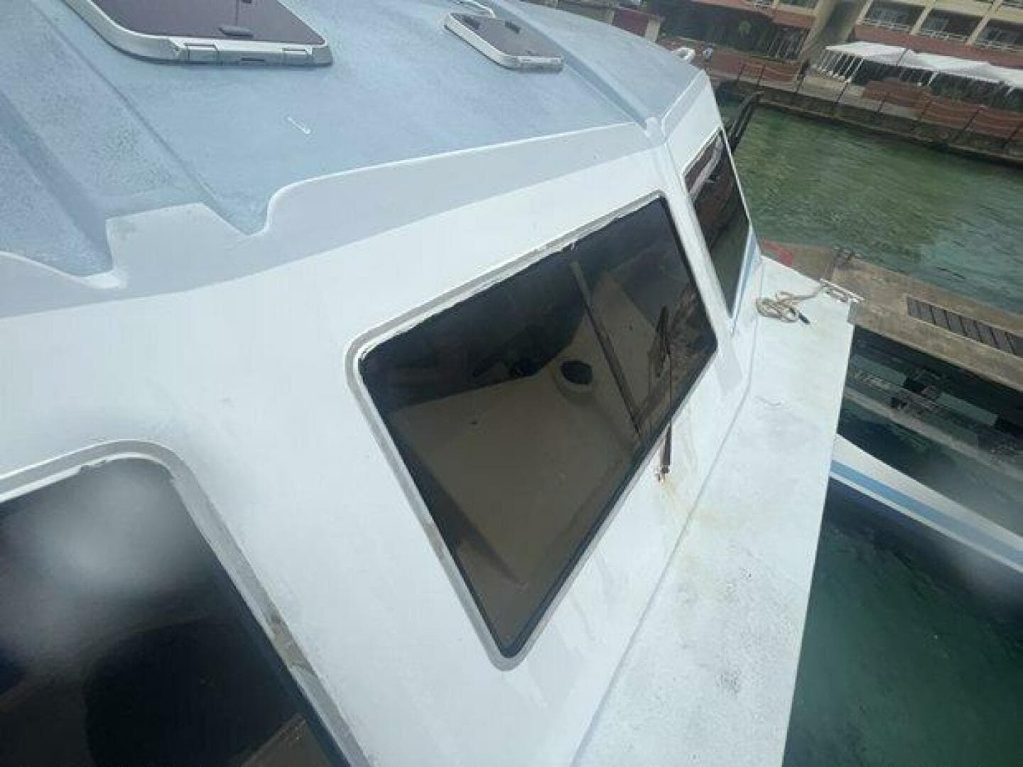 2001 Gold Coast Built In ST Kitts — photo 27