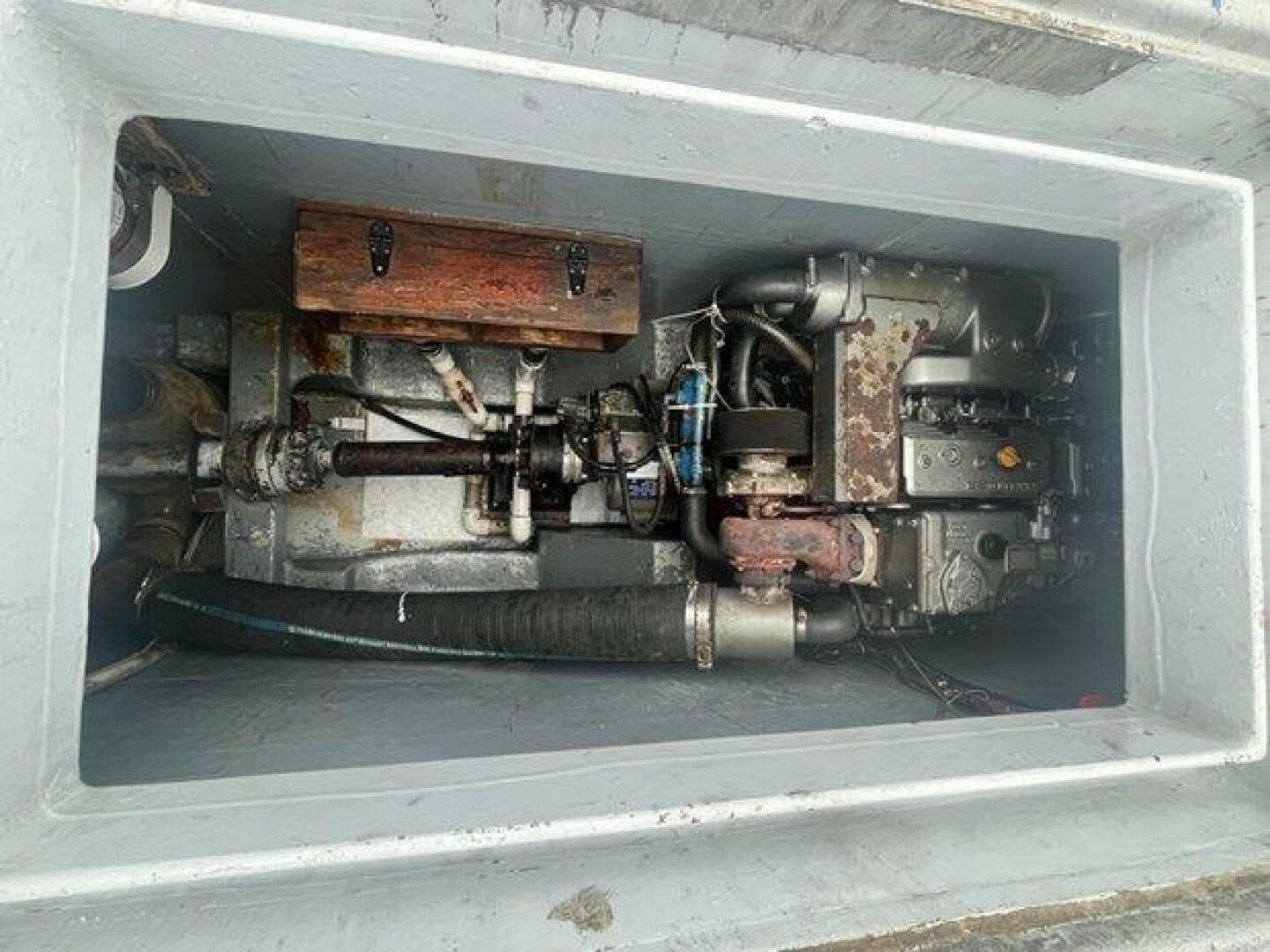 2001 Gold Coast Built In ST Kitts — photo 8