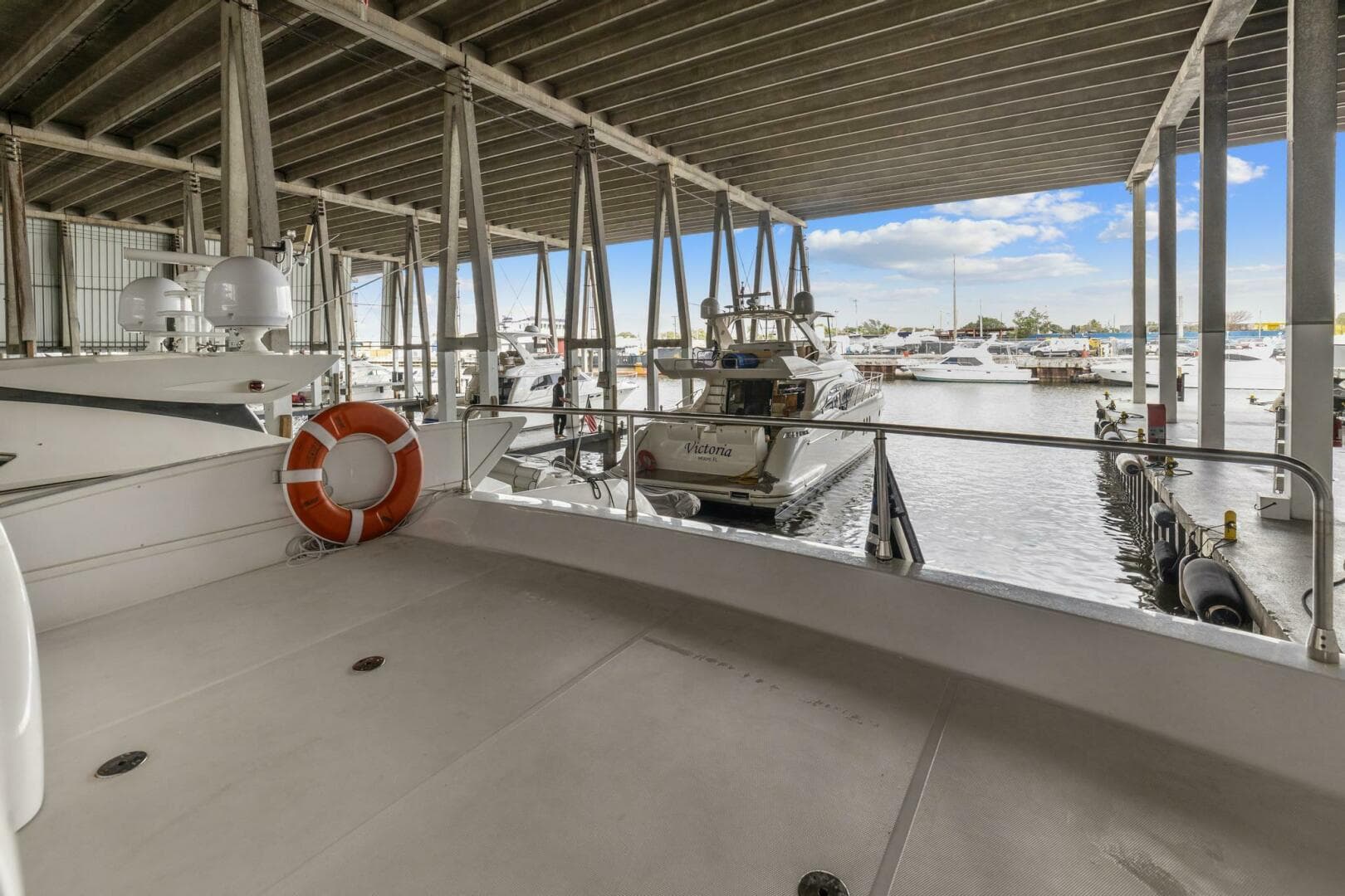 2005 Azimut 55 Flybridge — photo 14