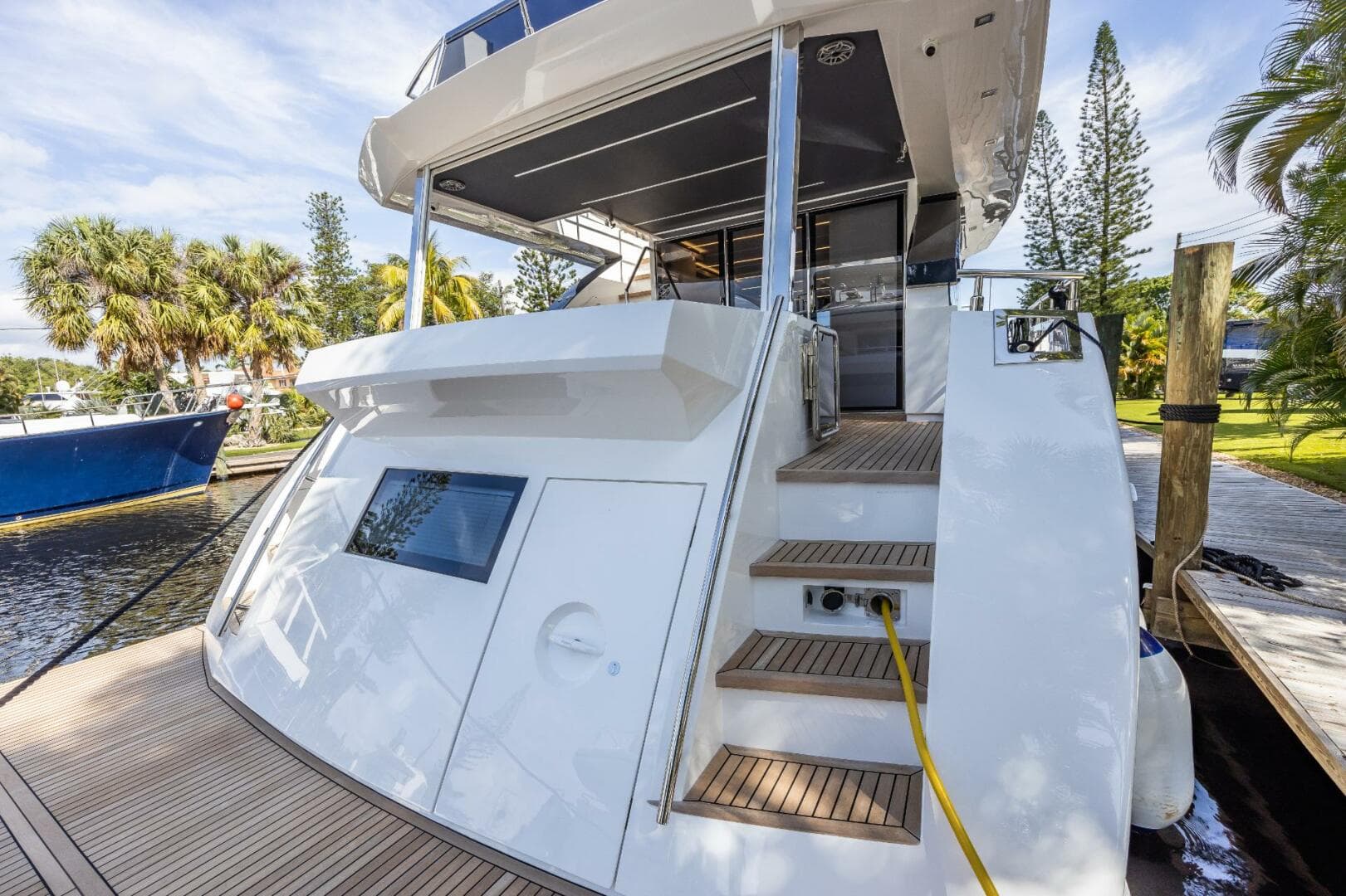 2024 Astondoa 66 Flybridge — photo 13