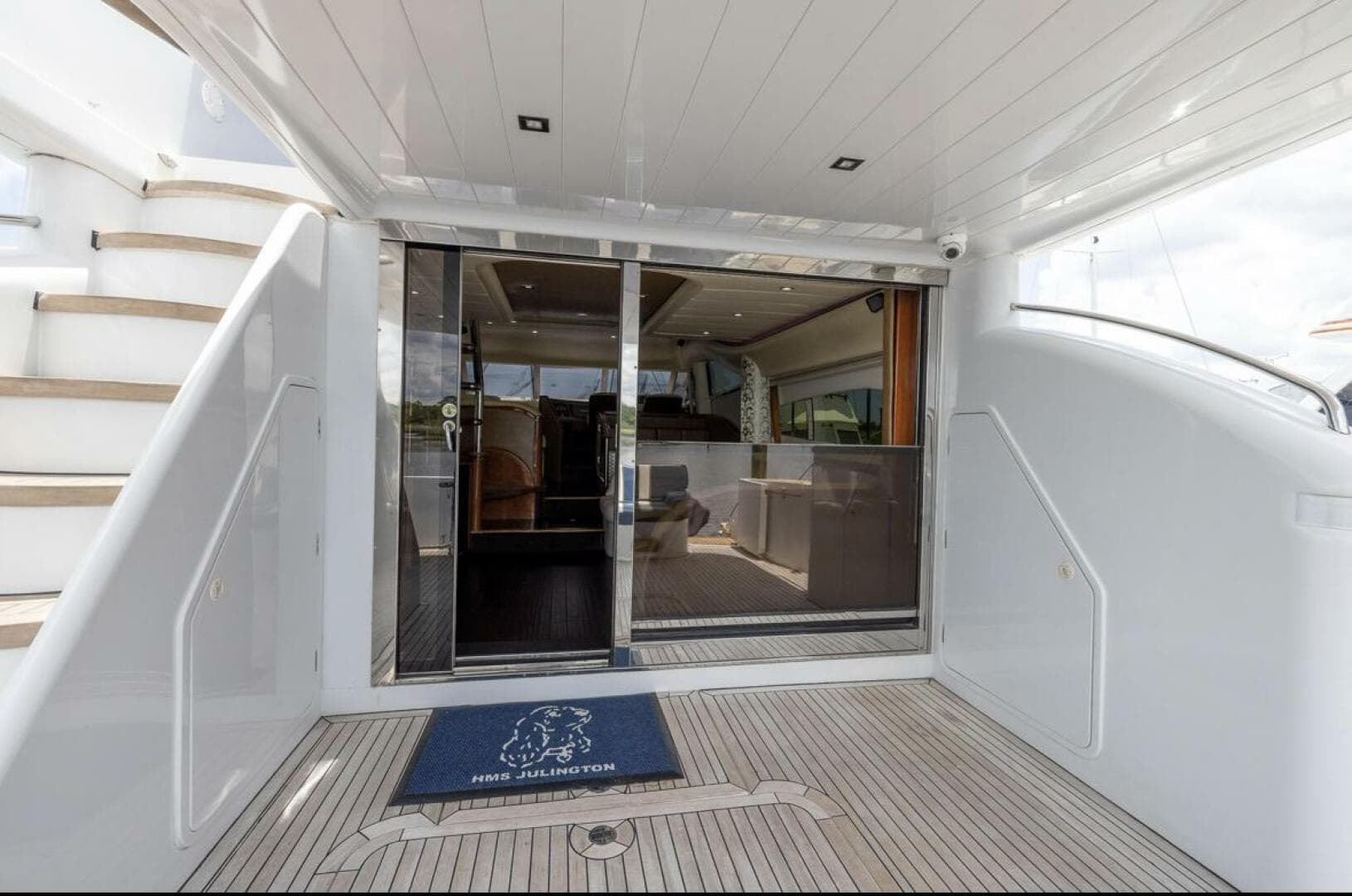 2001 Viking Princess — photo 5