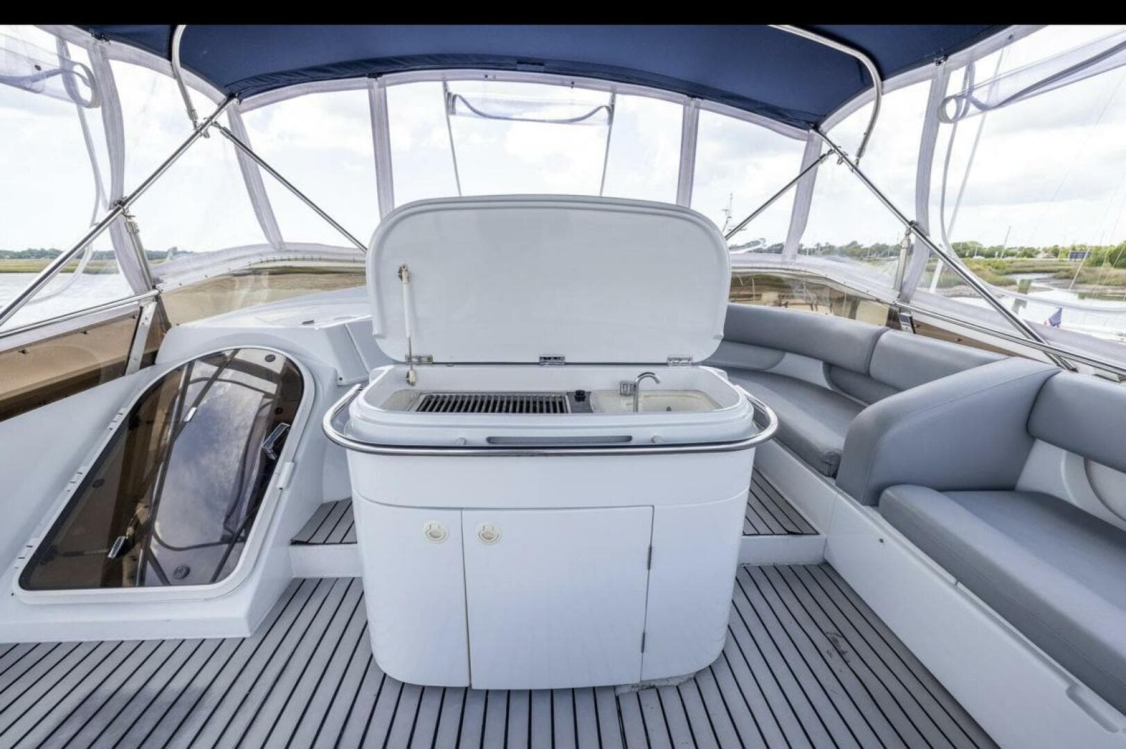 2001 Viking Princess — photo 37