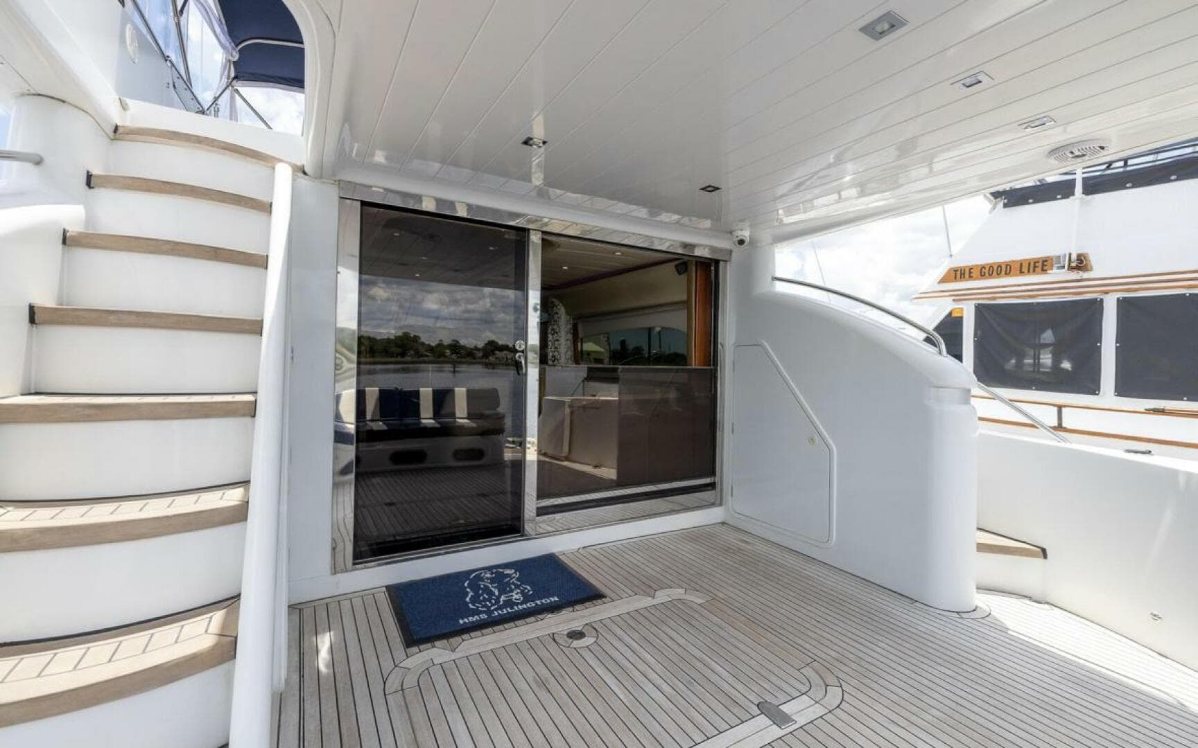 2001 Viking Princess — photo 33