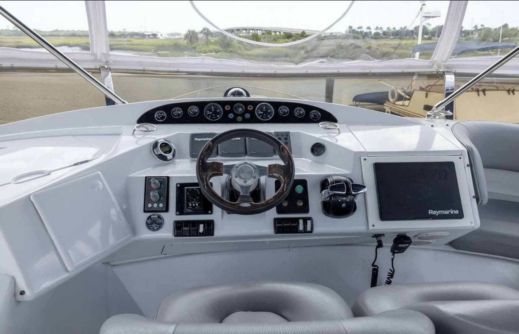 2001 Viking Princess — photo 42