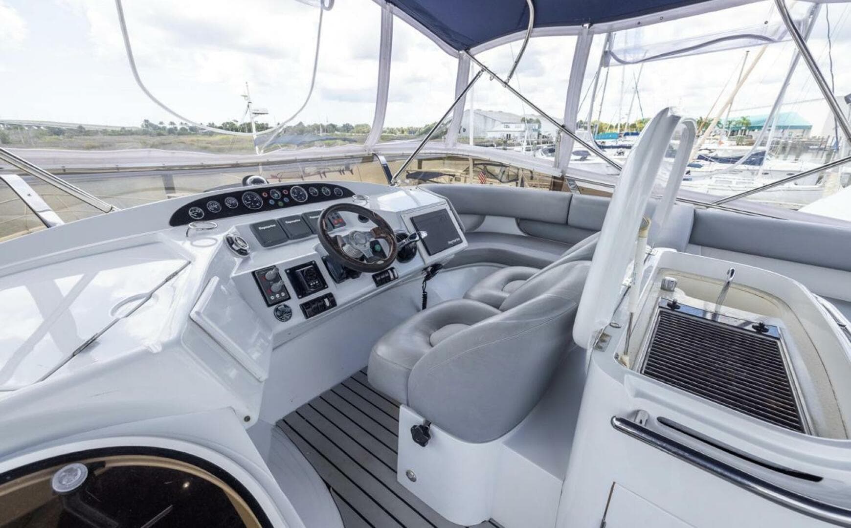 2001 Viking Princess — photo 44