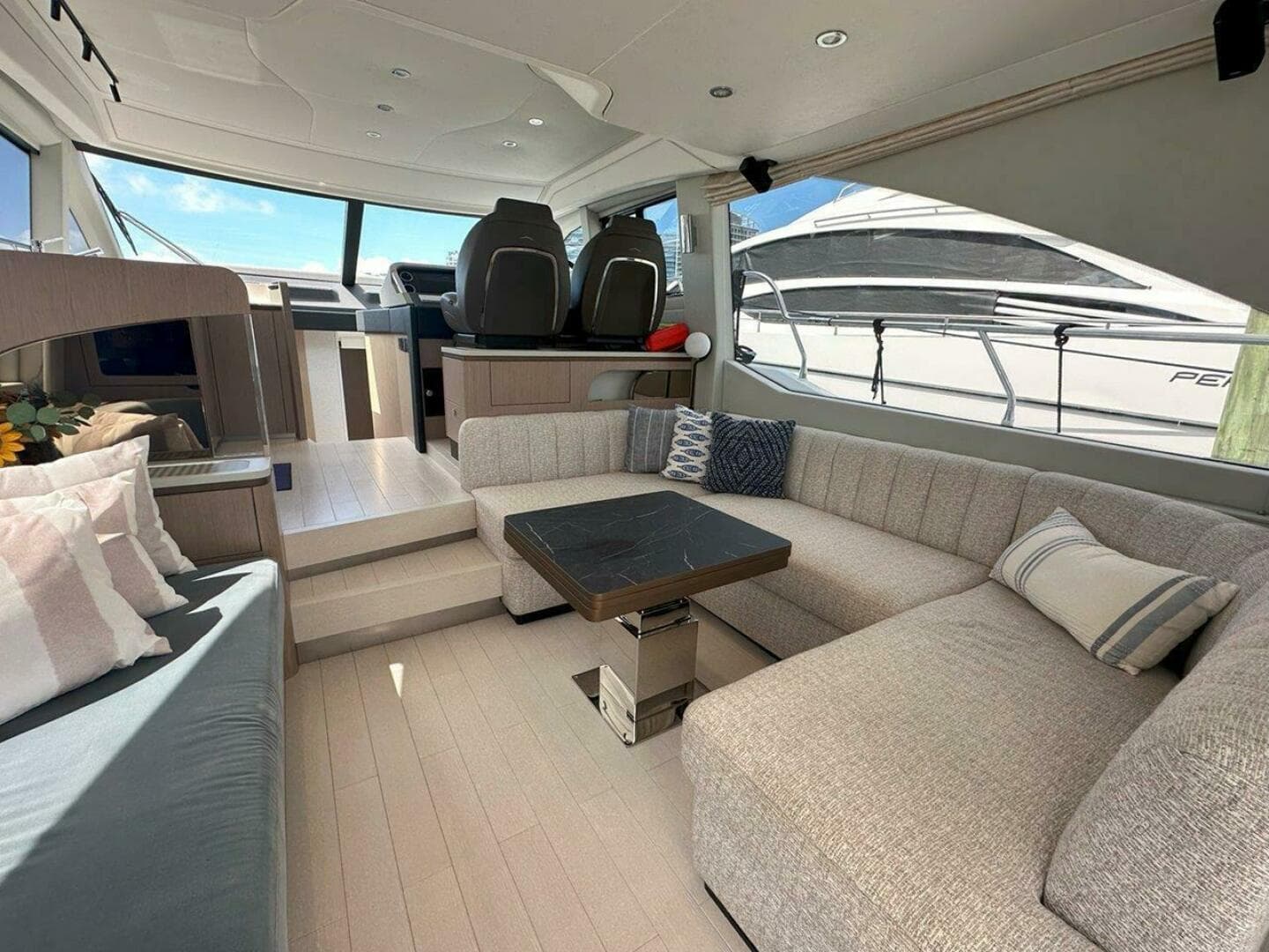 2022 Azimut 50 Flybridge — photo 13