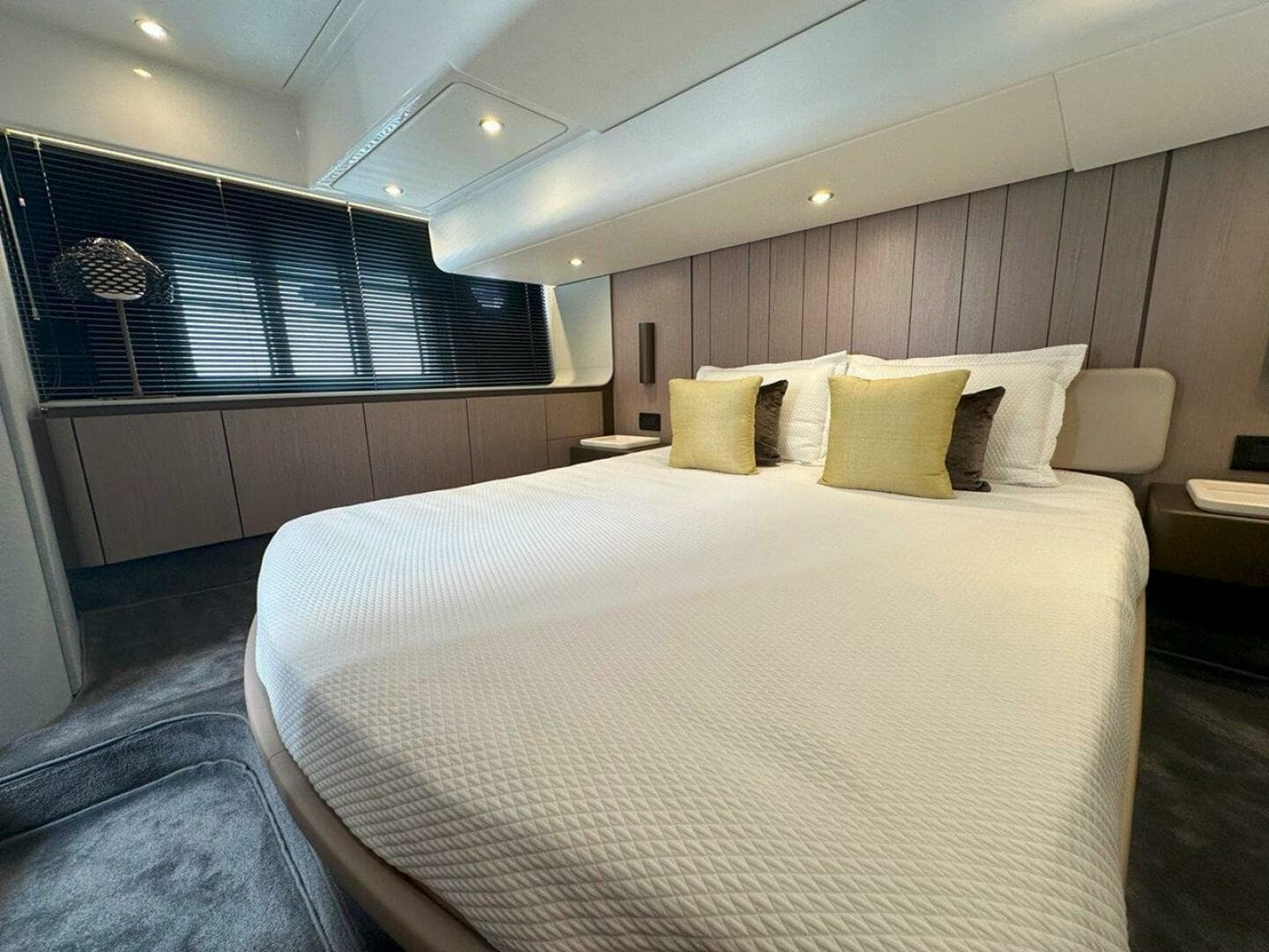 2022 Azimut 50 Flybridge — photo 23