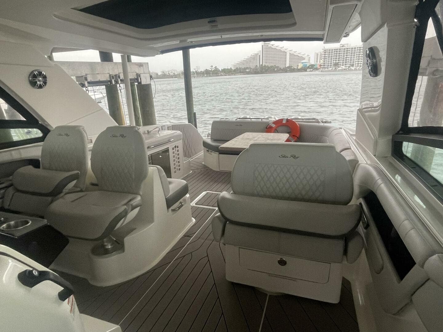 2022 Sea Ray Slx 400 — photo 3