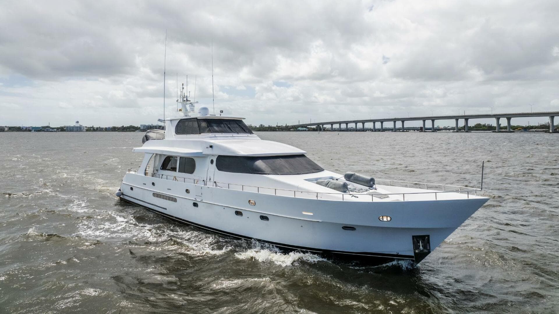 2001 Grand Harbour 76 — photo 4