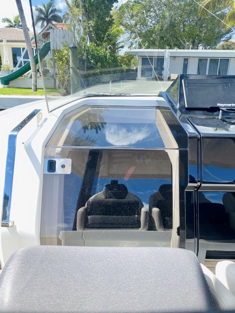 2020 Astondoa 377 — photo 31