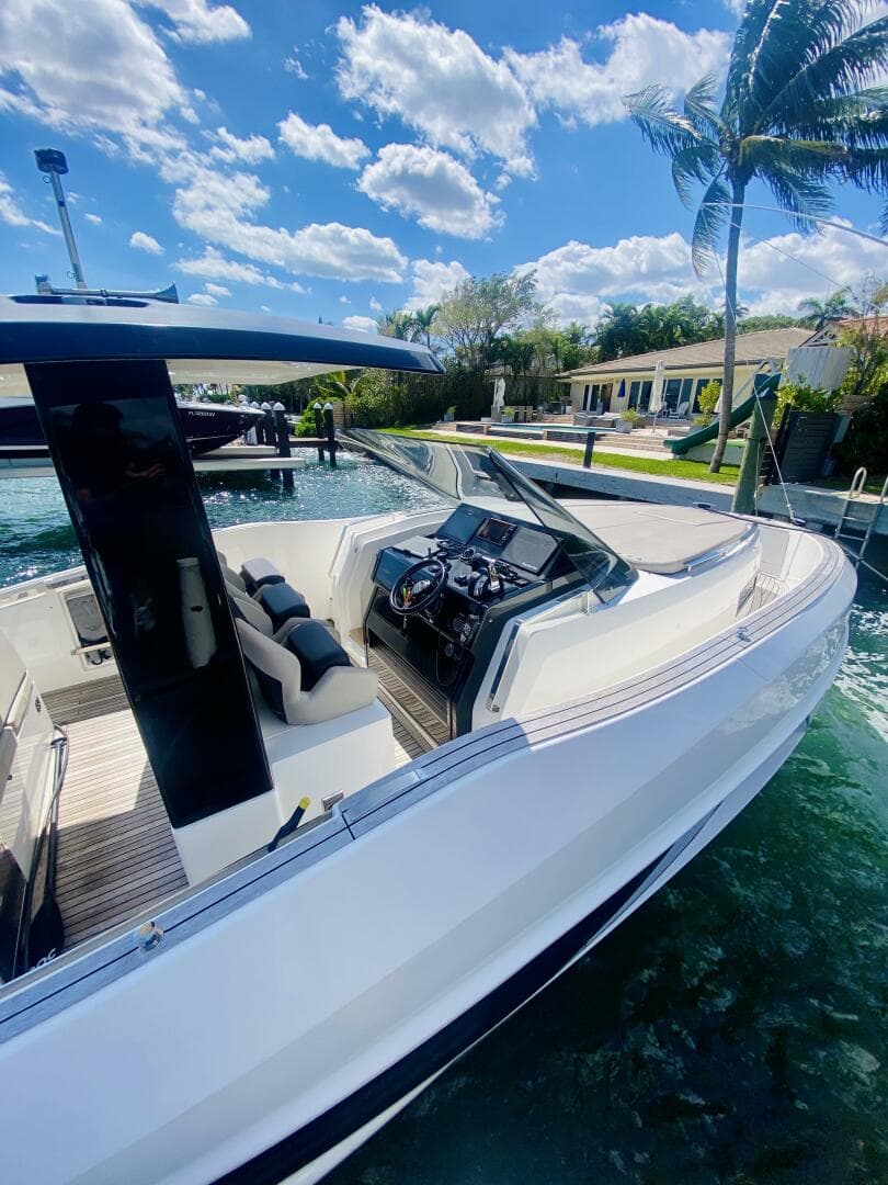 2020 Astondoa 377 — photo 4