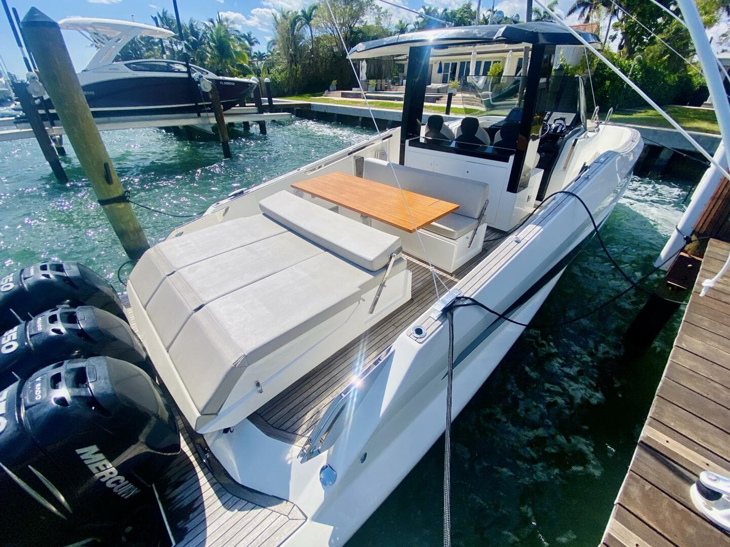 2020 Astondoa 377 — photo 6