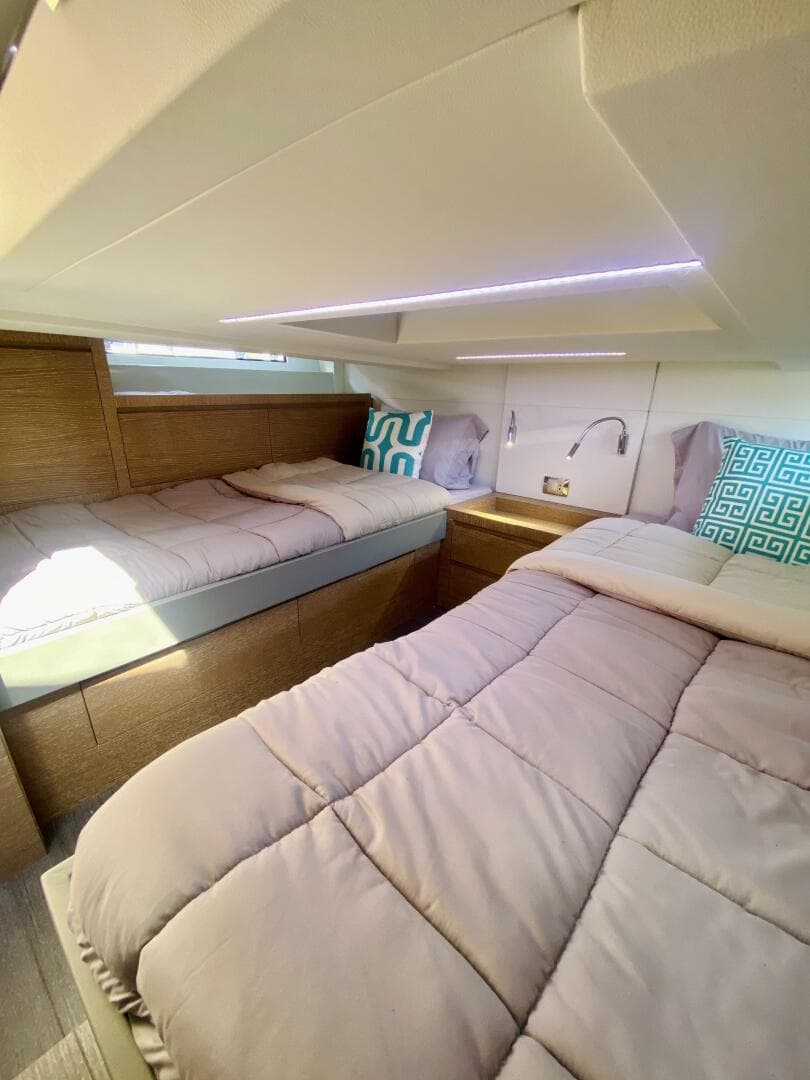 2020 Astondoa 377 — photo 37