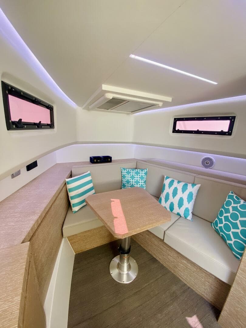 2020 Astondoa 377 — photo 34